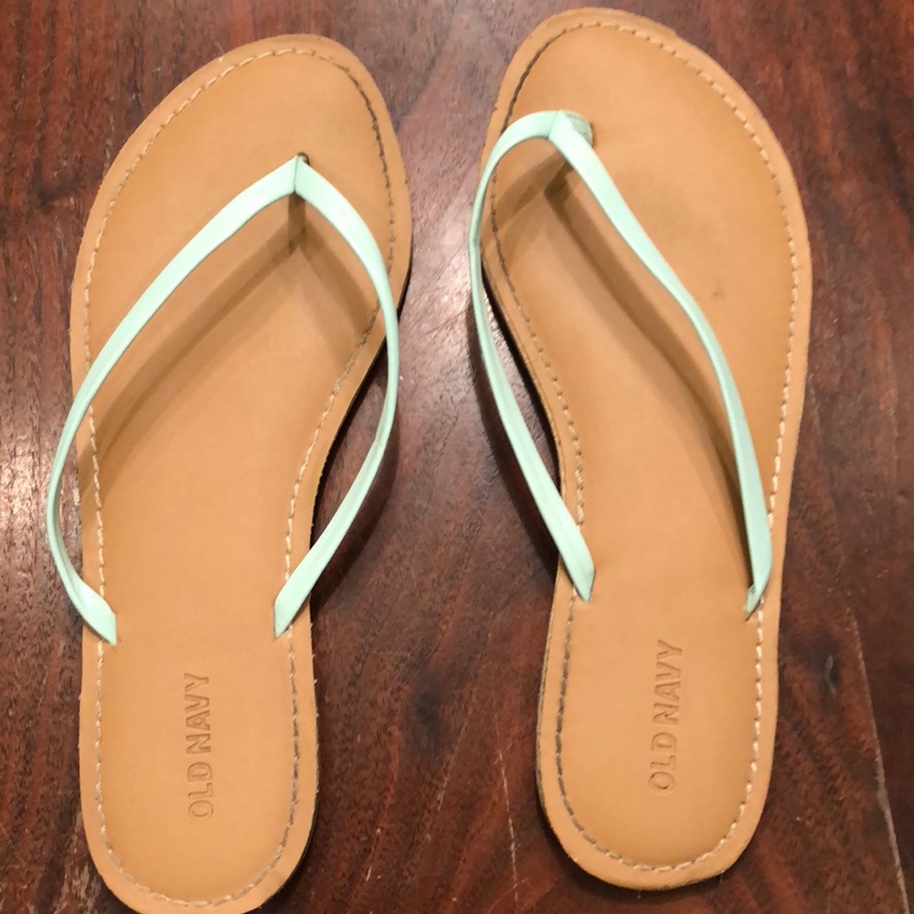 Blue old navy flip flops